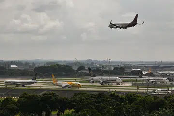 TINGKAT KESELAMANTAN: Penguasa Penerbangan Awam Singapura (CAAS) akan menyediakan pembiayaan bagi menyokong penubuhan awal pusat serantau untuk mengkaji isu-isu yang berkaitan dengan keselamatan penerbangan di Asia-Pasifik. - 