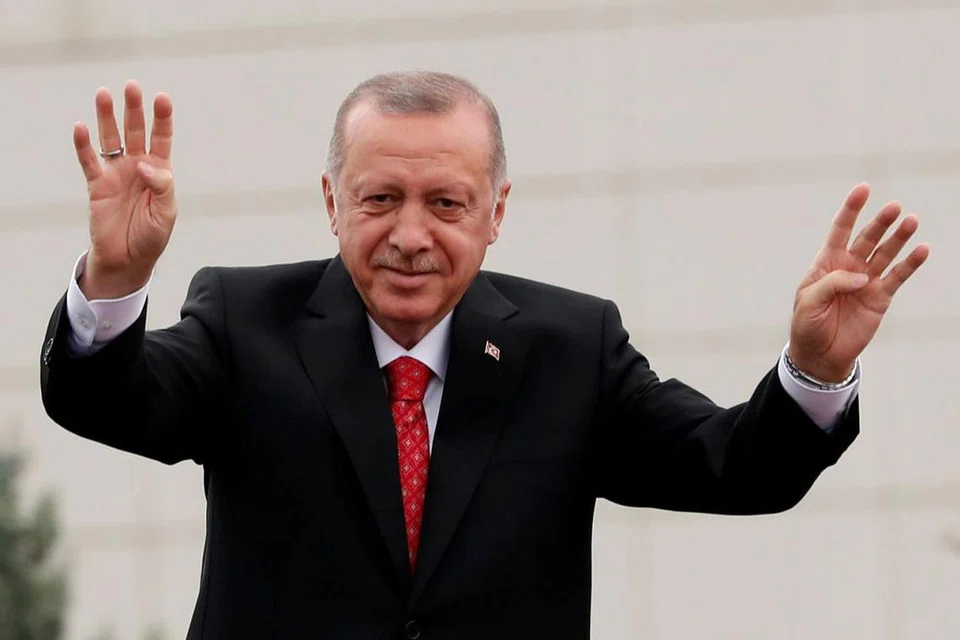 BERDEPAN RISIKO: Kekalahan kedua di Istanbul mungkin akan memalukan Presiden Erdogan dan melemahkan cengkaman kuasanya. - Foto REUTERS