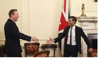 MENTERI LUAR BARU: Encik David Cameron, dilantik sebagai menteri luar Britain yang baru, menggantikan Cik Braverman yang dipecat baru-baru ini. Encik Cameron adalah mantan perdana menteri Britain yang pertama, dilantik semula menyertai Kabinet. 