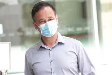 DIHUKUM: Pelakon Gurmit Singh memecut laju keretanya di Woodlands Avenue 12, semasa anak lelakinya berada dalam kereta itu, pada 12 April lalu. - Foto BH oleh TIMOTHY DAVID