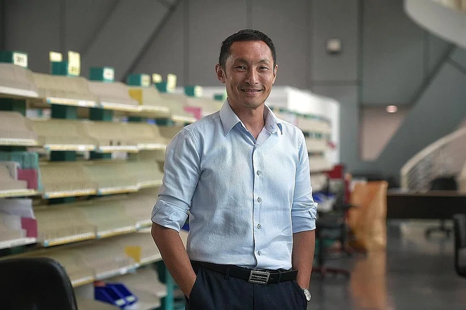 Encik Vincent Phang.