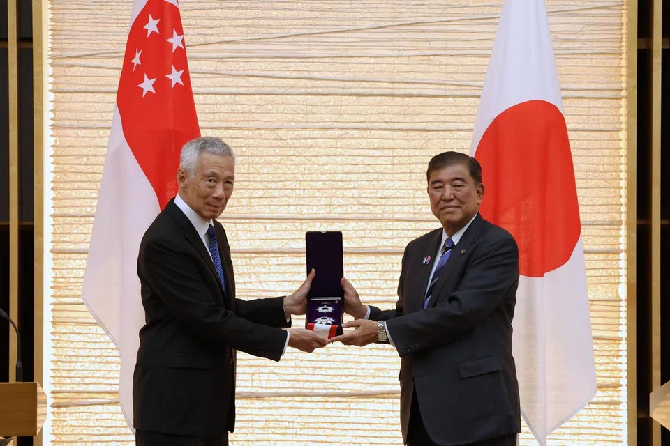 Singapura, Menteri Kanan, Lee Hsien Loong, anugerah, Jepun, Shigeru Ishiba, Tokyo, ‘Grand Cordon of the Order of the Rising Sun