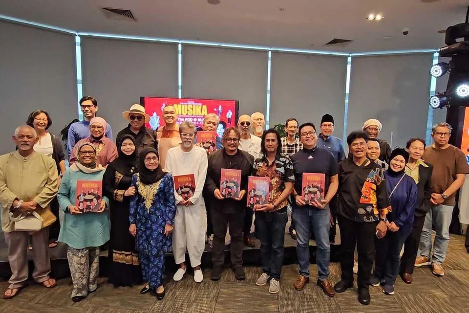 Azlan Mohd Said, Said Tenor, NLB, musika arena muzik silam di Malaya