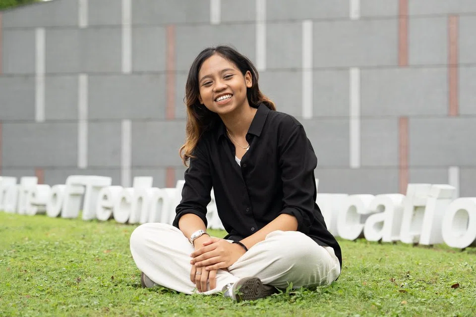 Cik Naila Alysa Mohammed Hafez, pelajar Nitec Lanjutan dalam Kejuruteraan Awam dan Struktur di Institut Pendidikan Teknikal (ITE) Kolej Timur berharap dapat melanjutkan pengajian ke peringkat Diploma Kejuruteraan Teknikal dalam Kejuruteraan Awam & Struktur. 
