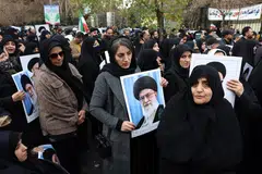 bantahan, Iran, Trump