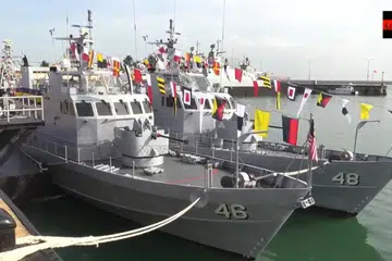 ASET TENTERA: Kapal Diraja Sri Sabah dan Sri Sarawak Tentera Laut Diraja Malaysia (TLDM) yang ditauliahkan pada upacara penamaan dan pentauliahan di Pangkalan TLDM Tanjung Gelang, Kuantan, Pahang, pada 19 Januari.  