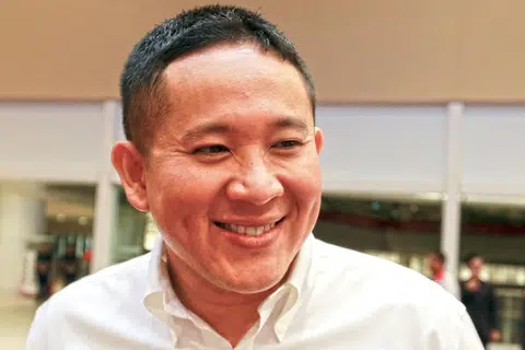 "Dengan sokongan mereka (majikan), 97 peratus atau 2,143 daripada 2,201 pesalah, yang dirujuk kepada Score tahun lalu dijamin pekerjaan sebelum dibebaskan." - Encik Amrin Amin, Setiausaha Parlimen (Ehwal Dalam Negeri) semasa melahirkan penghargaan kepada lebih 5,500 majikan tahun yang menyokong usaha banduan mendapatkan pekerjaan.