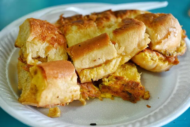 roti john, asal, asli