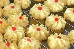 KUIH DAHLIA/SEMPERIT. - Foto FACEBOOK MYSUDIP