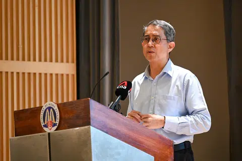 Menteri Negara (Ehwal Dalam Negeri merangkap Pembangunan Negara), Profesor Madya Dr Muhammad Faishal Ibrahim.
