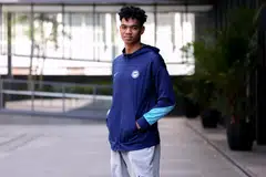 Jordan Emaviwe disenaraikan sebagai salah seorang daripada lima penyerang dalam 27 pemain Skuad Singa. 