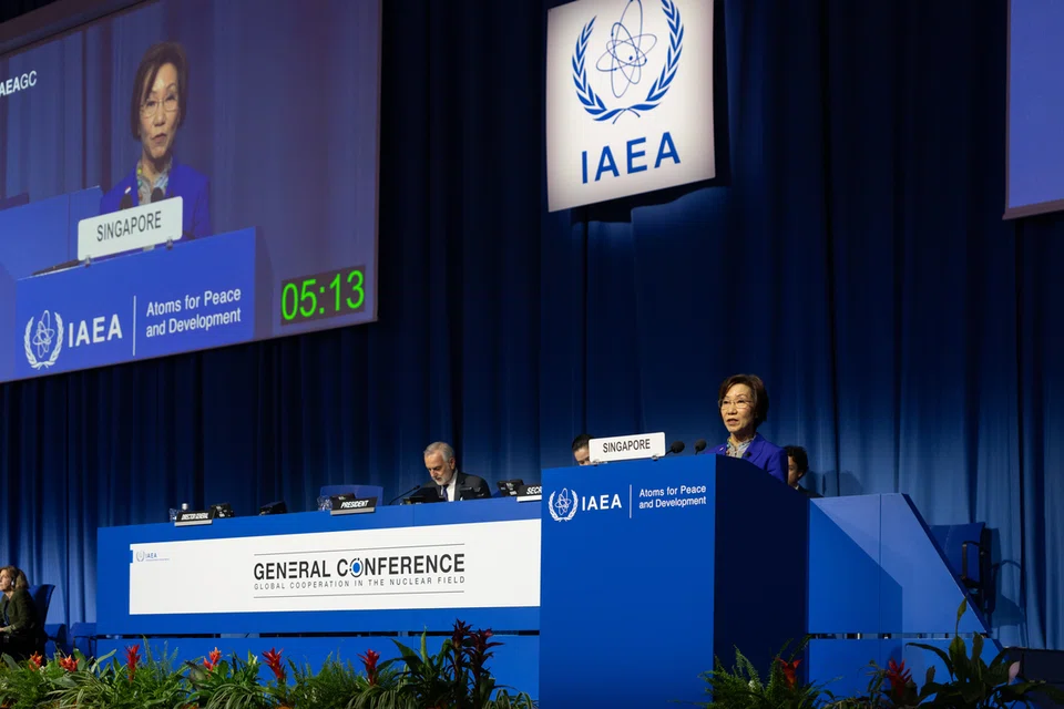 Menteri Kemampanan dan Sekitaran, Cik Grace Fu, menyampaikan kenyataan negara Singapura pada Persidangan Agung Agensi Tenaga Atom Antarabangsa (IAEA) ke-70, yang diadakan di Vienna, Austria, pada 14 September.