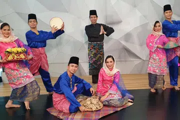 Pementasan tarian berjudul ‘Semarak Seni 2025’ oleh akademi tarian Melayu Singapura, Sri Warisan, menjadi antara pertunjukan seni budaya yang dapat memanfaatkan Pas Budaya SG bagi meningkatkan sokongan dalam kalangan masyarakat, khususnya dalam seni tarian Melayu.
