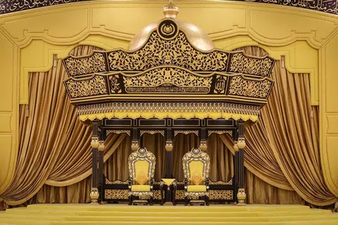 raja, bahasa Melayu, makna, etimologi, budaya 
