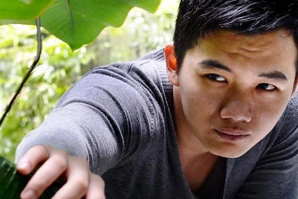 DARIPADA KELUARGA SENI: Imam Shah yang lebih dikenali dengan nama Emy telah dicalonkan dalam satu kategori Pesta Perdana 13. - Foto M.O. SALLEH