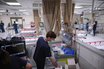 Ruang jabatan kecemasan di Woodlands Health.