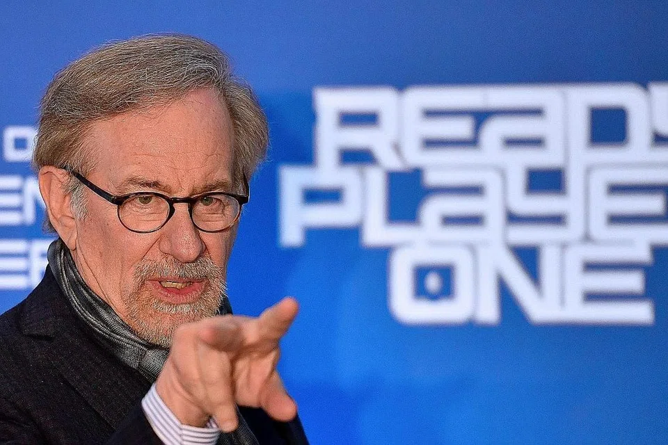 CIPTA SEJARAH: Walaupun sudah berusia 71 tahun, Steven Spielberg tidak menunjukkan sebarang tanda mahu menarik diri daripada dunia perfileman, malah kini sedang dalam proses pembikinan semula filem 'West Side Story' dan perancangan filem 'Indiana Jones' kelima. - Foto fail 