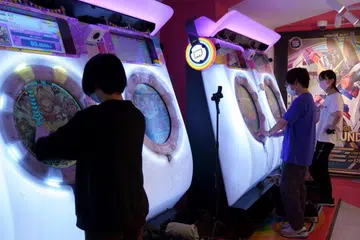 AKIHABARA DESTINASI IMPIAN: Di sini, pencinta ‘game’ akan rasa dimanjakan dengan bermacam kemudahan permainan canggih.