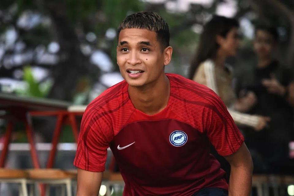 Pemain bek tengah Singapura, Safuwan Baharudin, berkhidmat bagi beberapa kelab Liga Super Malaysia sejak 2016. 