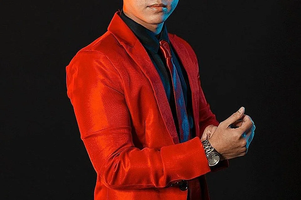 SAMPAIKAN MAKSUD TEPAT: Aryff Shah merasakan tajuk lagu dengan satu perkataan seperti 'Sungguh' menyampaikan maksud yang langsung terpahat di hati pendengar dan memaparkan keikhlasan. - Foto YAZ MEDIA PRODUCTIONS