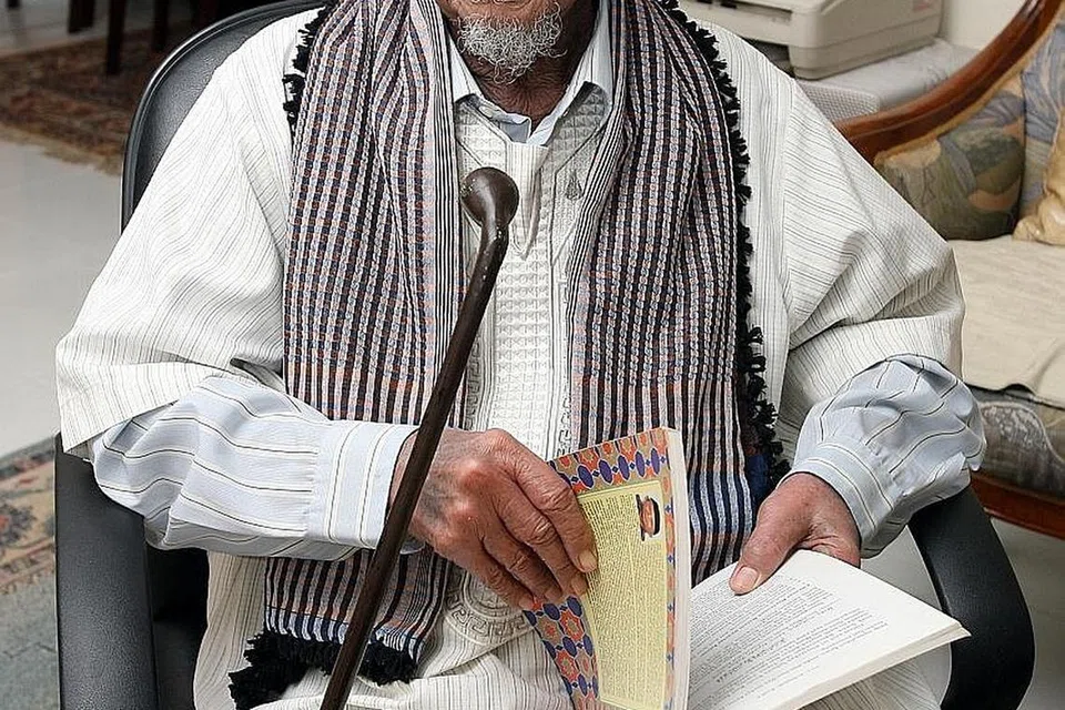 BANTU RRG: Allahyarham Ustaz Abu Bakar Hashim; Allahyarham Ustaz Ahmad Sonhadji Mohamad (gambar atas); Allahyarham Ustaz Hassan Mustakim; dan Allahyarham Ustaz Ibrahim Mohd Kassim. - Foto-foto fail