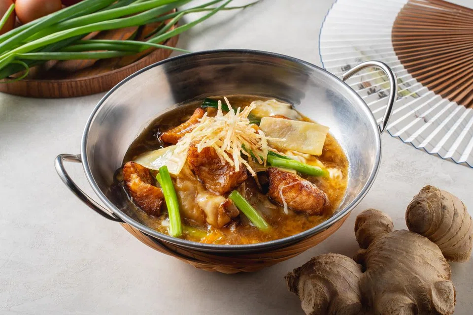 Ginger Fish Horfun ($10.80), dengan kuah telur dan halia. 