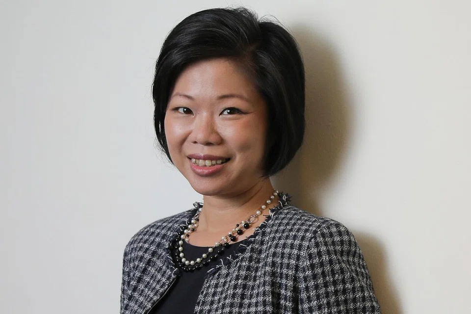 Menteri Negara Kanan (Ehwal Luar merangkap Pembangunan Negara), Cik Sim Ann.