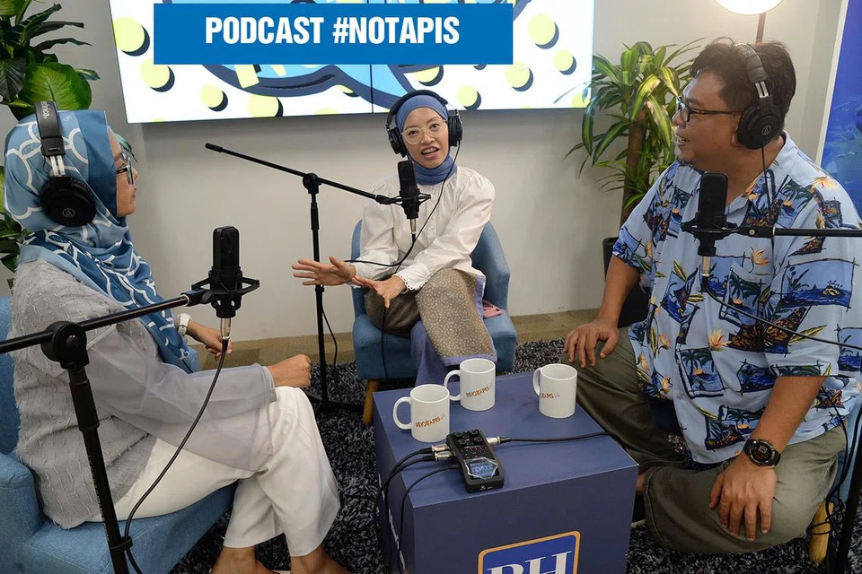 UNTUK PENDENGAR: Setelah lebih 100 episod, podcast #NoTapis menikmati lebih 12,000 muat turun sebulan dan hampur 30 peratus pendengar berusia antara 17 dengan 27 tahun.