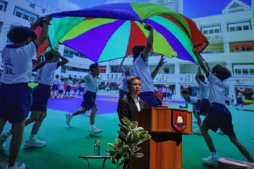 Menteri Pendidikan, Encik Chan Chun Sing, berucap di kuliah yang dianjurkan oleh Kementerian Pendidikan, Institut Kajian Dasar dan Institut Pendidikan Nasional di Maktab Rendah Anglo-Chinese pada 11 Februari.