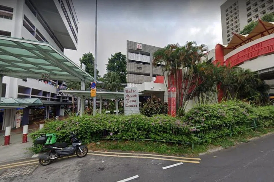 Operasi ujian khas akan dijalankan bagi semua kakitangan dan pengunjung pasar raya FairPrice di 166 Bukit Merah Central. - Foto tangkap layar Google Maps