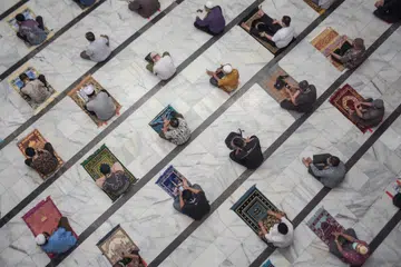 RAIH MANFAAT: Dengan menyertakan niat dan keihklasan dalam amalan seharian, seorang Muslim boleh menjadikan sesuatu perbuatan mulia di sisi Allah swt.