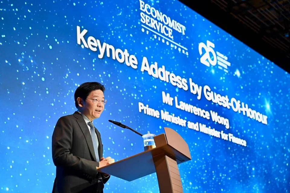 Perdana Menteri, Encik Lawrence Wong, menyampaikan ucapan semasa sambutan ulang tahun ke-25 Perkhidmatan Ahli Ekonomi (ES) yang berlangsung di hotel Parkroyal Collection Pickering, Chinatown, pada 30 September.