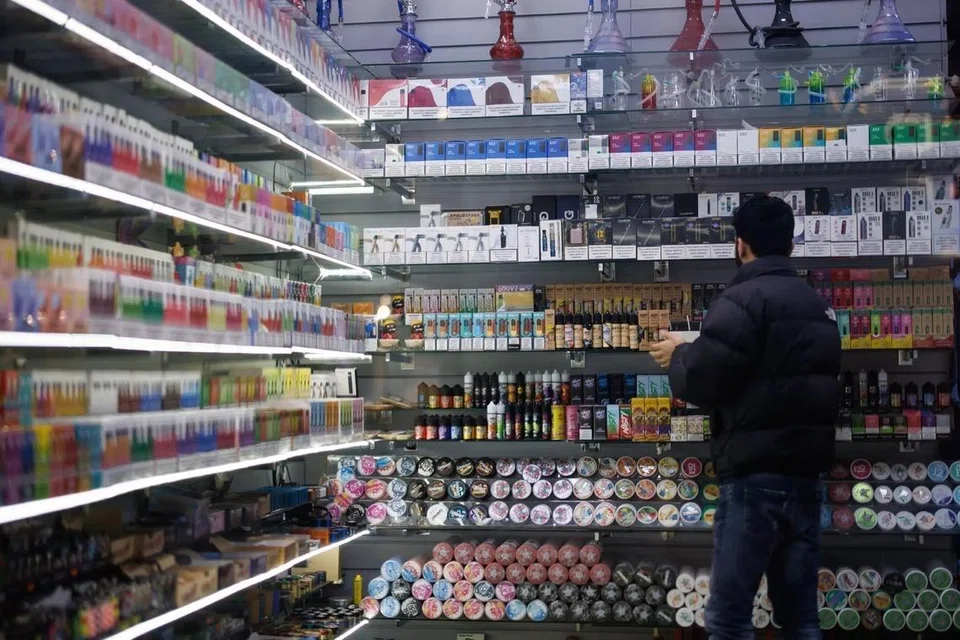 Britain,undang-undang, larang rokok, generasi muda