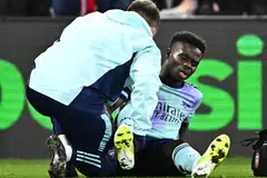 Bukayo Saka mengalami kecederaan pada otot hamstring semasa menentang Crystal Palace pada 22 Disember 2024.