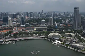 INDEKS INOVASI GLOBAL: Singapura mendahului 11 daripada 80 penunjuk termasuk keberkesanan pemerintah, akses teknologi maklumat dan komunikasi (ICT) dan modal teroka (venture capital). 