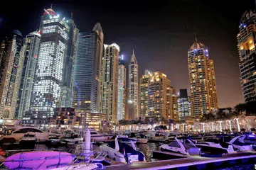 TARIK LEBIH RAMAI: Dubai giat menarik lebih ramai pelancong Jepun ke bandar itu menerusi satu MoU yang dibuat antara agensi pelancongan bandar itu dengan sebuah syarikat pelancongan utama Jepun. - Foto REUTERS