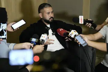Tunku Mahkota Ismail, Faisal Halim, bola sepak, simbah asid