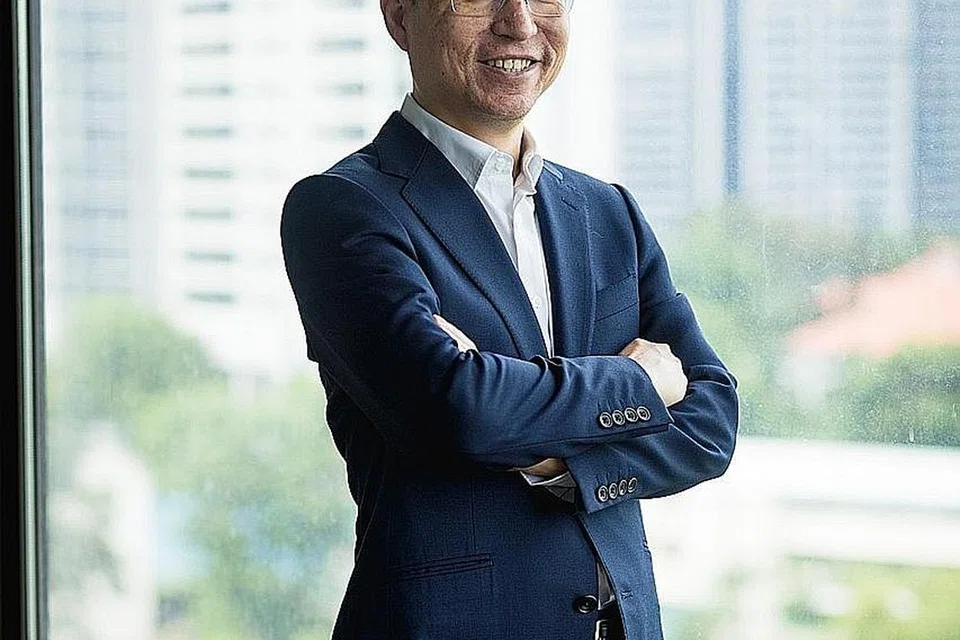 ENCIK ONG TZE GUAN: Menyatakan sentiasa berhasrat untuk menyelesaikan pertikaian dengan adiknya, Encik Ong Tze Boon. - Foto ihsan ONG TZE GUAN