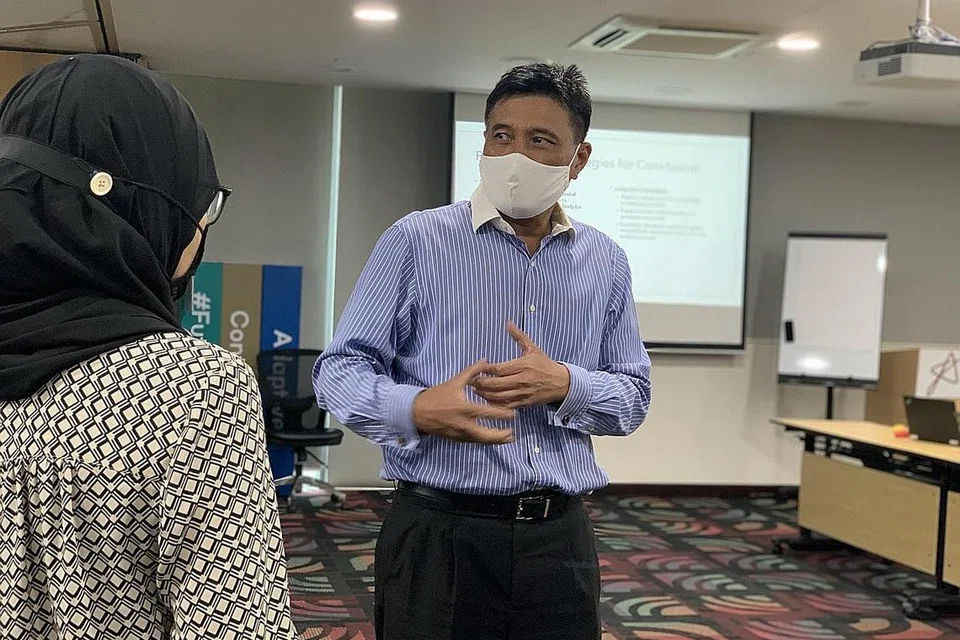 MAHU OPTIMUMKAN ASET MASYARAKAT: Encik Abu Bakar berpendapat meskipun aset masyarakat Islam Singapura terhad, ia dapat dioptimumkan menerusi pembentukan sebuah wakaf dan perancangan pelaburan yang baik. - Foto SHAMSUL JANGARODIN