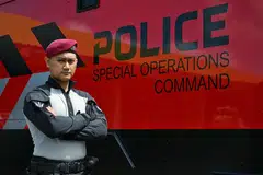 polis, ramadan, tugas, berbuka, ronda, SOC, Pasukan Operasi Khas, Polis Singapura, Ramadan 2026, Kisah Inspirasi, Abdul Khair Abdul Jalil, Berbuka Puasa, Syif 24 Jam, Sempadan Tugas, Wira Barisan Hadapan.