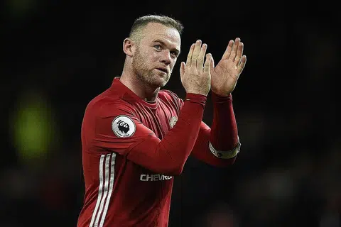 WAYNE ROONEY: Kelab Liga Super China menawarkan Pemain Manchester United ini gaji sekitar £3 juta sebulan. - Foto AFP