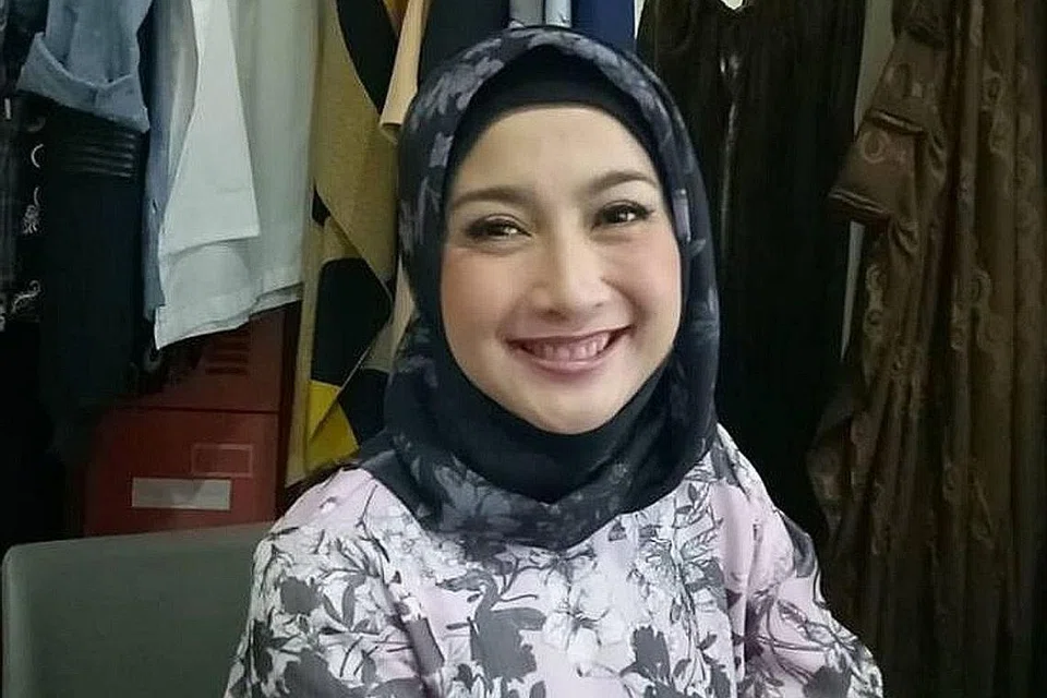 DESY RATNASARI: Membawa watak ibu Hamka yang mencorak anaknya menjadi tokoh ulama cekal. - Foto FALCON PICTURES