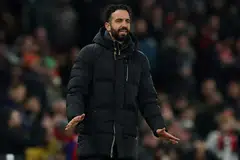 Pengurus Manchester United, Ruben Amorim, memberitahu kapten pasukan, Bruno Fernandes, beliau tidak membenarkannya berpindah pada musim panas ini. 