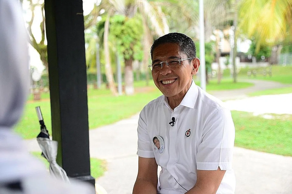 TEMPUHI BADAI BERSAMA: Sebagai AP veteran, Dr Maliki memahami keperluan penduduk di GRC East Coast dan ingin bersama mereka mengharungi badai yang melanda akibat Covid-19. - Foto BH oleh FAKHRURADZI ISMAIL