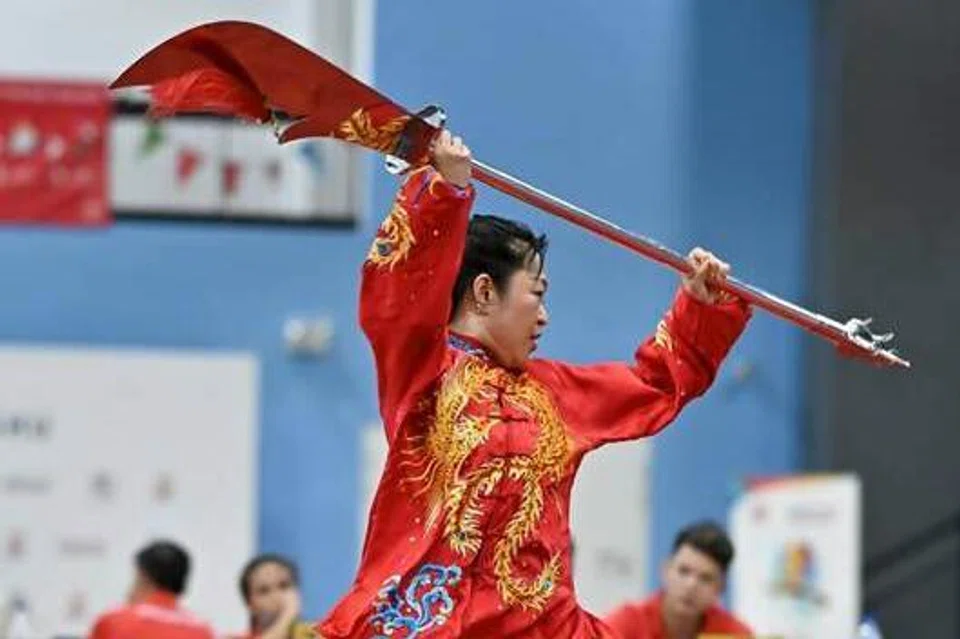 Michaela Lim, sakit bahu