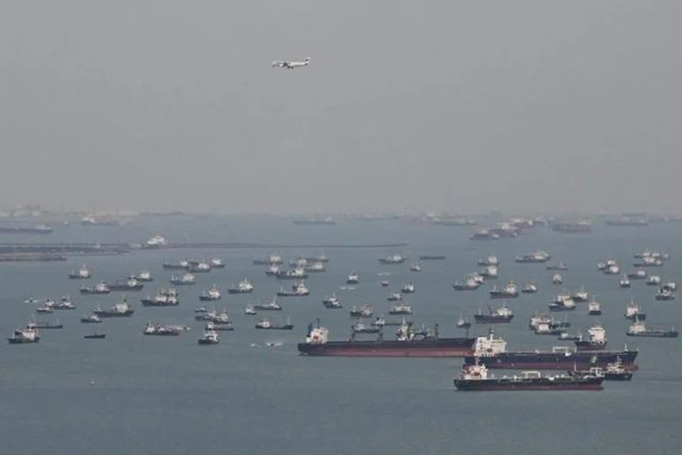 Rekod baru, kontena, kapal tiba, pelabuhan S’pura 2025