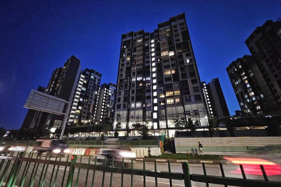 Flat HDB empat bilik, misalnya, secara purata mungkin melihat penurunan sebanyak $3.58 dalam bil elektrik bulanan mereka sebelum GST.