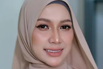 Malaysia, pelakon, actress, Zara Zya, cancer, barah