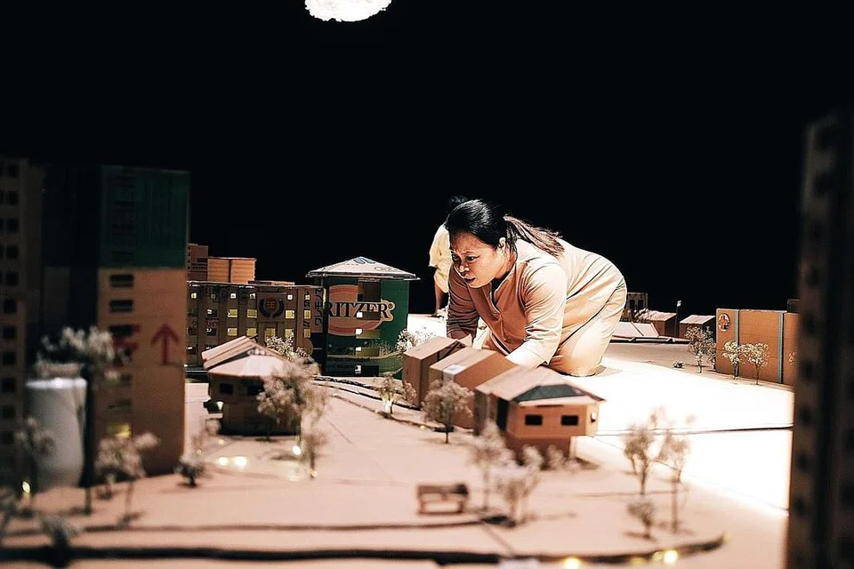 'PULANG BALIK': Setelah dua kali dibatalkan, karya Sanif Olek akhirnya bertemu peminatnya dalam bentuk filem. - Foto TEATER EKAMATRA 