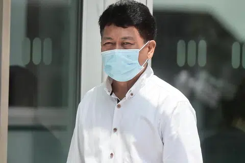 Mohd Razif Radi, yang didakwa mengajar doktrin yang menyeleweng dari ajaran Islam, dikatakan terlibat dalam ‘nikah batin’ dan memerlukan 13 isteri. Demikian dijelaskan salah seorang bekas pengikutnya, yang tampil sebagai saksi, dalam perbicaraan terhadap tertuduh pada 26 Jun.